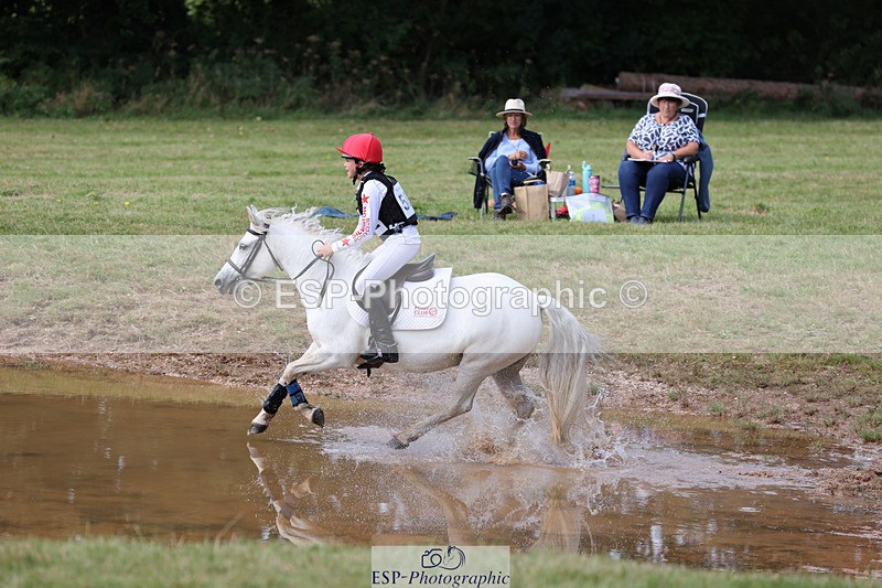 240825X-105105-31667 - 70cm XC 10.00 to 11.00