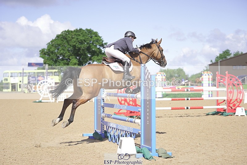 230806A-113222-01616 - Cls 13 Snr Newcomers & 1.10m Open