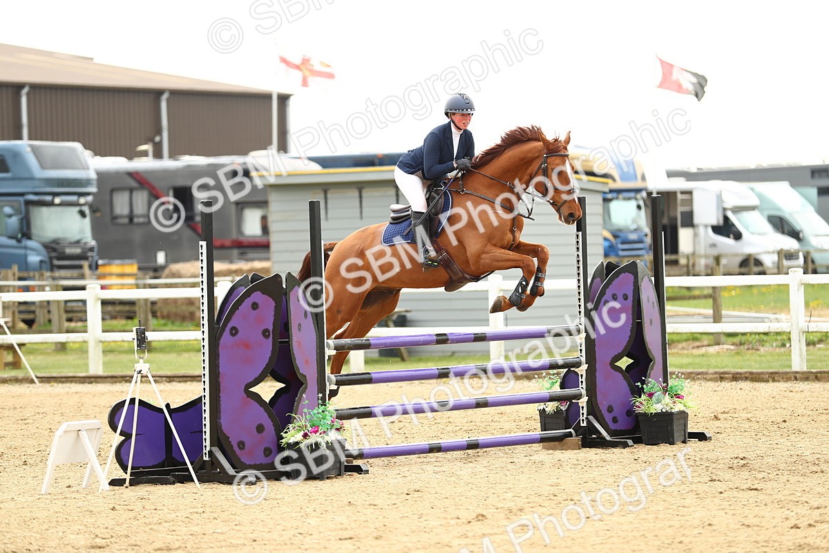 SBM_001030 - Class 3 - Senior Discovery 1m