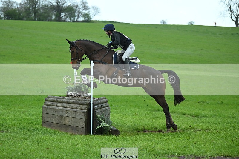 250419-102315-07941 - 420-Fiona.Jones-ABBY.VD.BERGHOEVE.Z