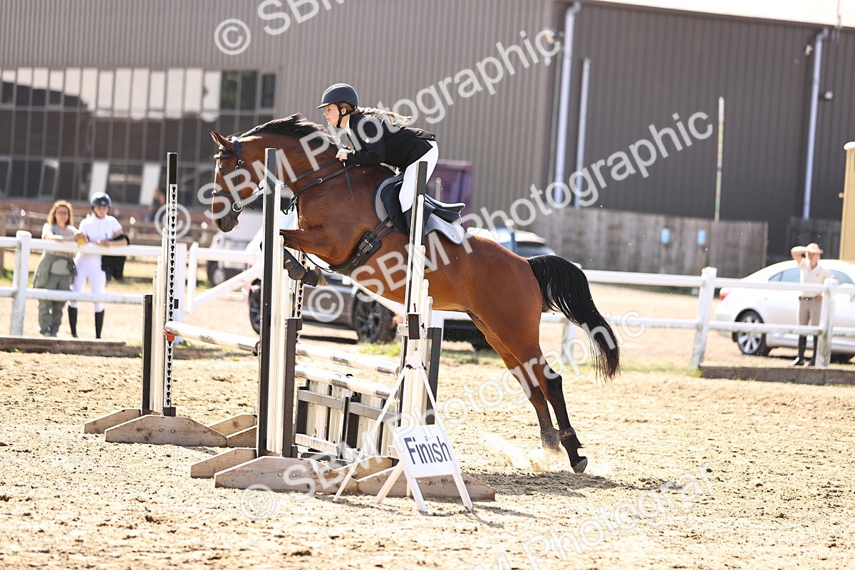 SBM_005664 - Class 9 - Senior British Novice - 90cm