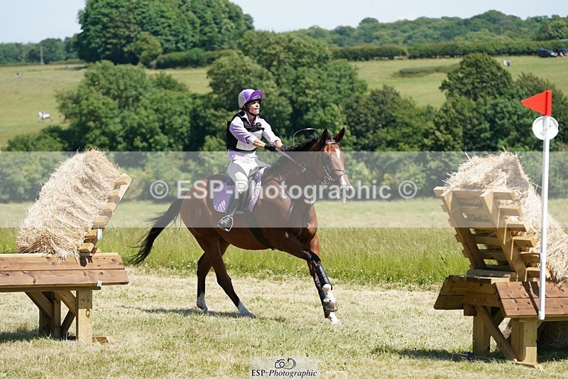 240629X-141550-3502 - 204-Becca_Robinson-VINNIE_SPARKLES