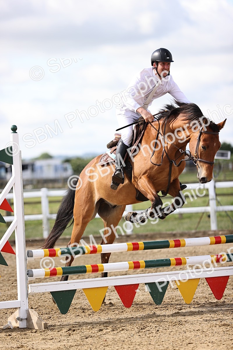 SBM_001865 - Class 8 - Clear Round