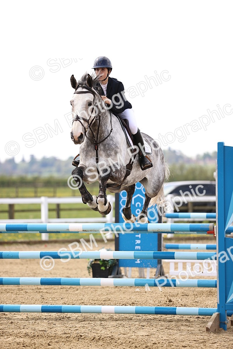 SBM_002316 - Class 11 - Senior newcomers - 1.10m