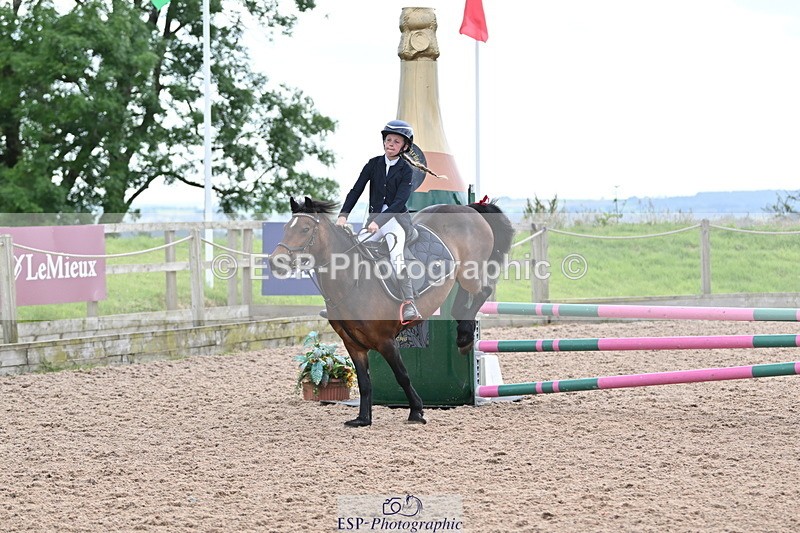 240628A-165848-01591 - Cls 5 Stepping Stones 128cm + 138cm