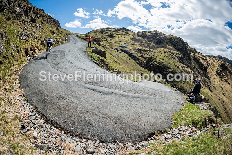 112237 - Hardknott Hairpin 11.00 - 12.00