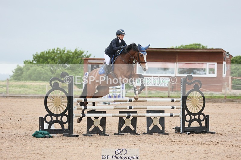 250524-094640-03937 - Cls 13  A&B 1.05m & 1.10m open