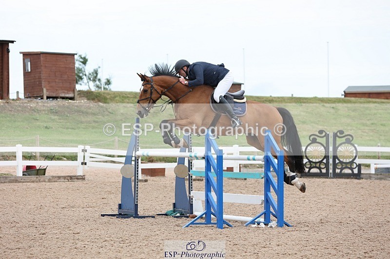 250625-152900-01427 - Cls 6 Foxhunter and 1.20m Open