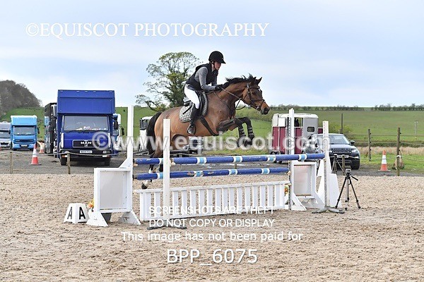 BPP_6075 - CLASS 27 SUN Senior Newcomers/ 1.10m Open