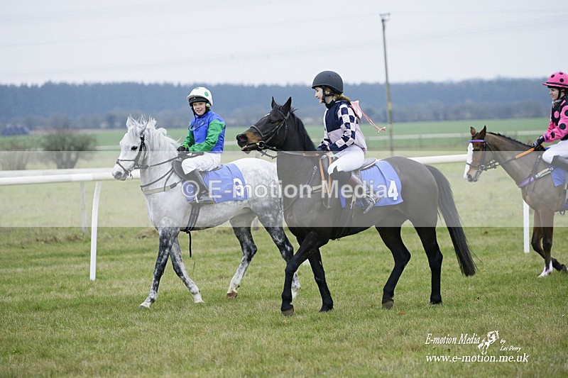 PtP 230122 107 - Cocklebarrow Races - Heythrop Hunt - 23/01/22