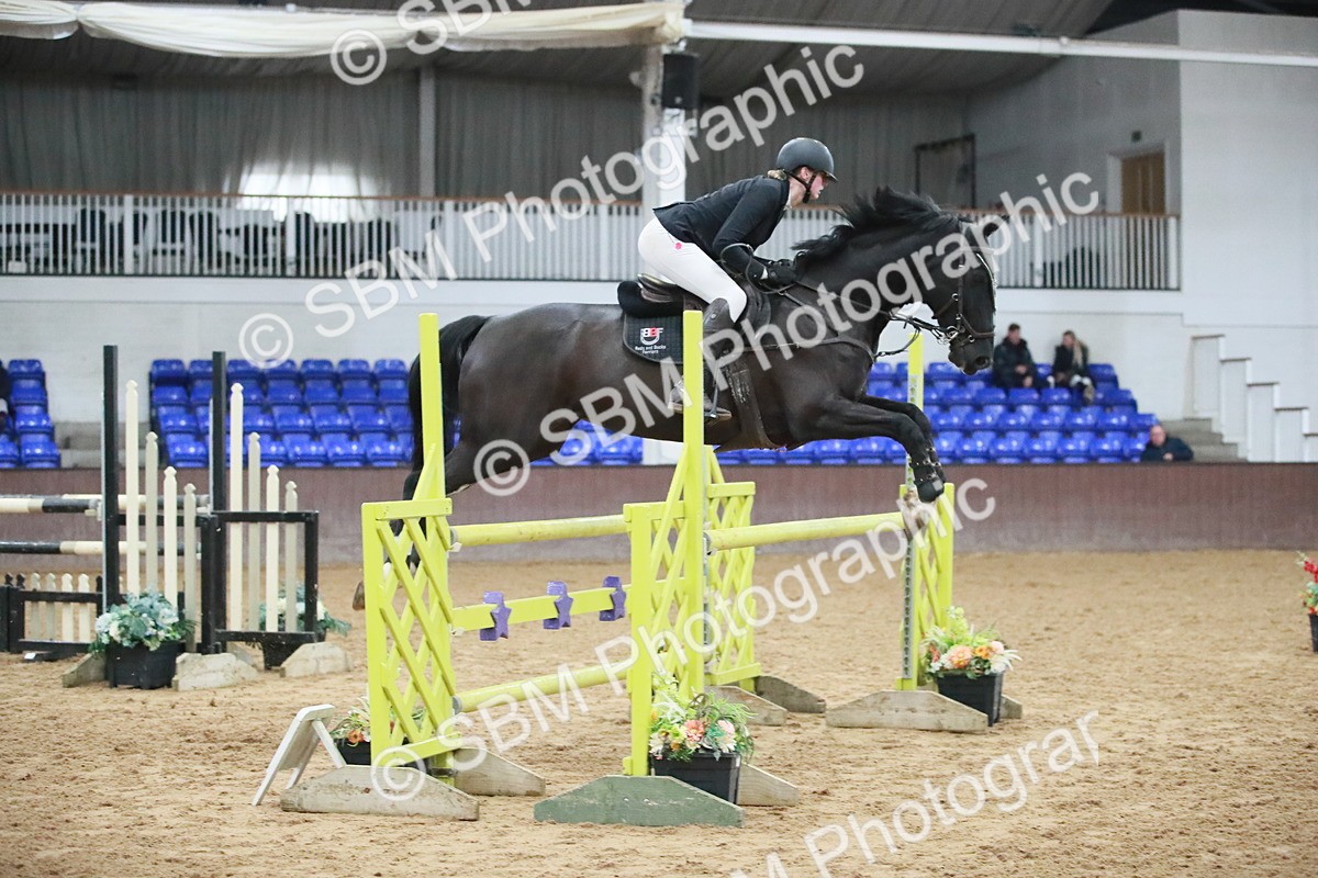 SBM_001143 - Class 4 - Senior Newcomers - 1.10m Open