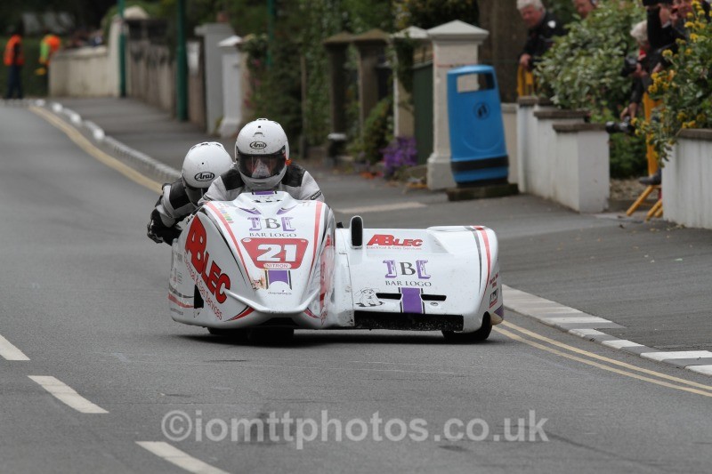 Darren Hope & Paul Bumfrey - Sure Sidecar Race 2