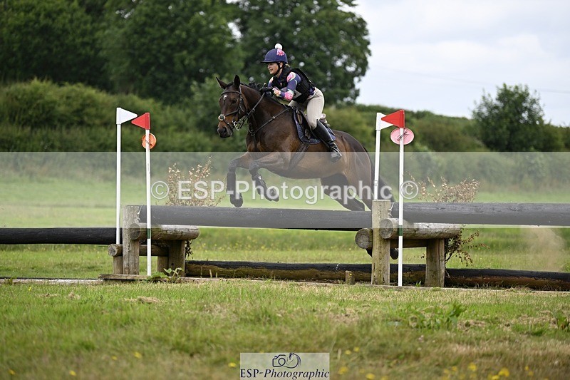 240630-123057-00874 - 916-Harriet_Parkes-Just_Henny