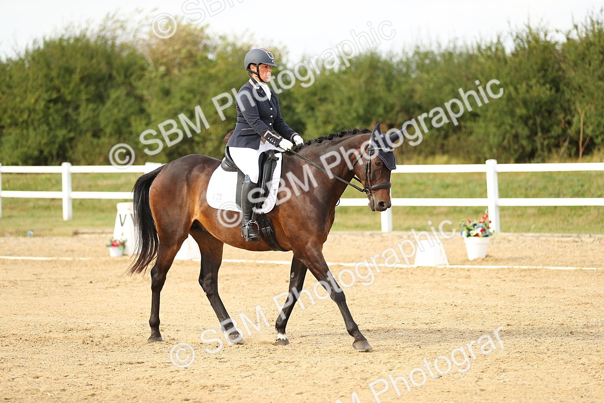 SBM_018486 - Class 14 - Novice 23 - 15.16-16.19