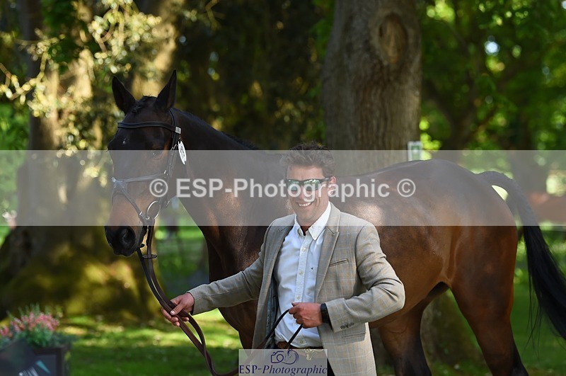 230524-165058-01130 - 119-AUTOGRAF-Simon_Grieve-WEDTrotUp+DR