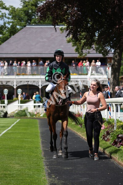 yr10062022r1-28 - Race 1 2.00pm Constant Security Gentlemen Amateur Riders Stakes