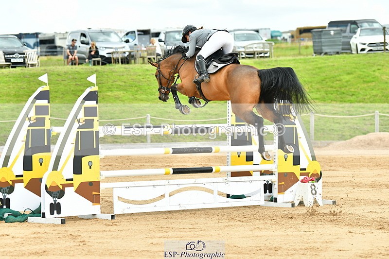 230720A-122759-02832 - Cls 33, 7 Yr Olds 1.30m