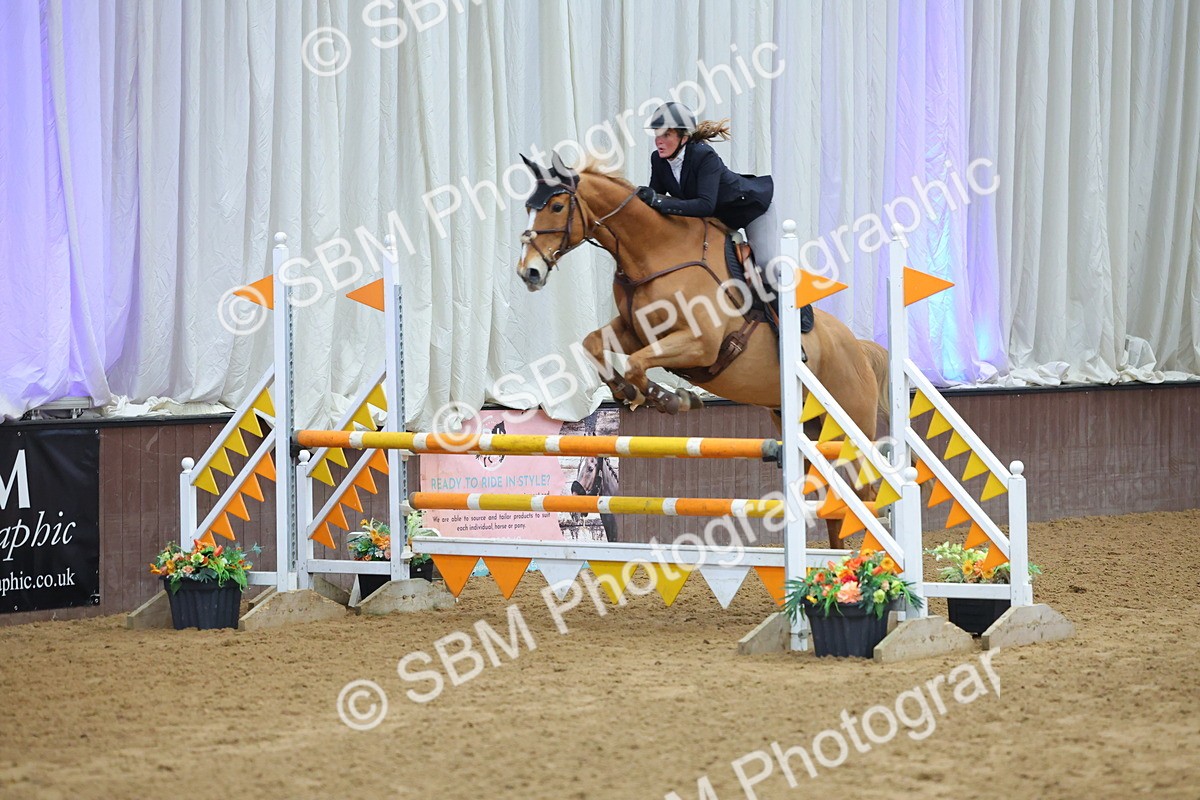 SBM_009947 - Class 21 - Nupafeed Supplements Senior Discovery/ 1m Open - First Round (1.00m)