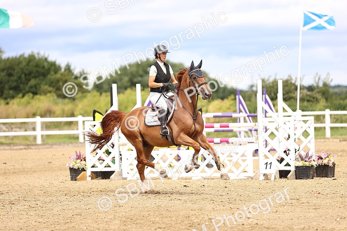 SBM_003379 - Class 21 - Senior Newcomers - 1.10m