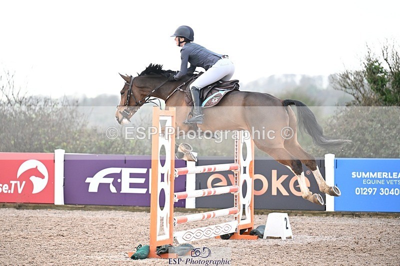 251206-123017-00970 - Cls 12 Snr Newcomers and 1.10m