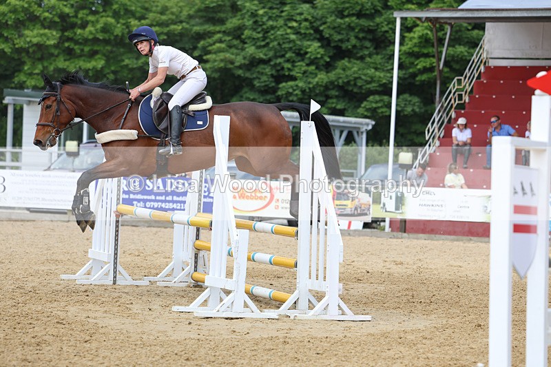 3E7A0533 - Class 10: Senior 95cm open