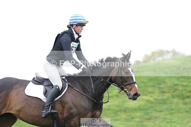 250419-101005-09002 - 571-Daisy.Waldock-BALLYHICKEY.MASIE