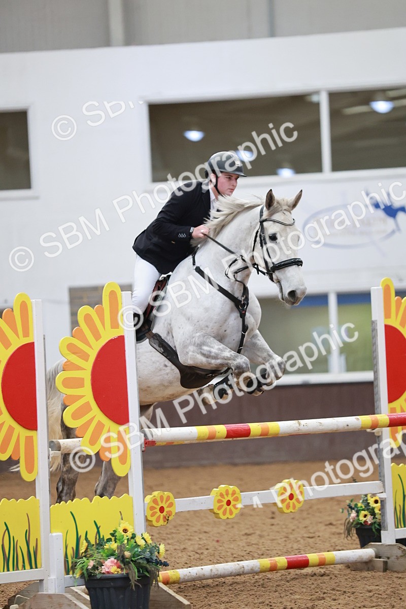 SBM_003946 - Class 11 - Senior Newcomers - 1.10m