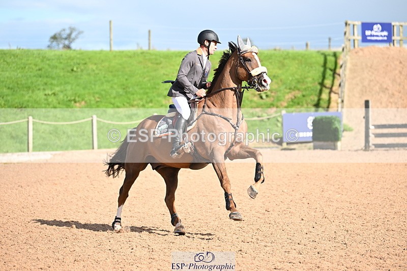 240912A-153906-02346 - Cls 6 National 1.40m Open