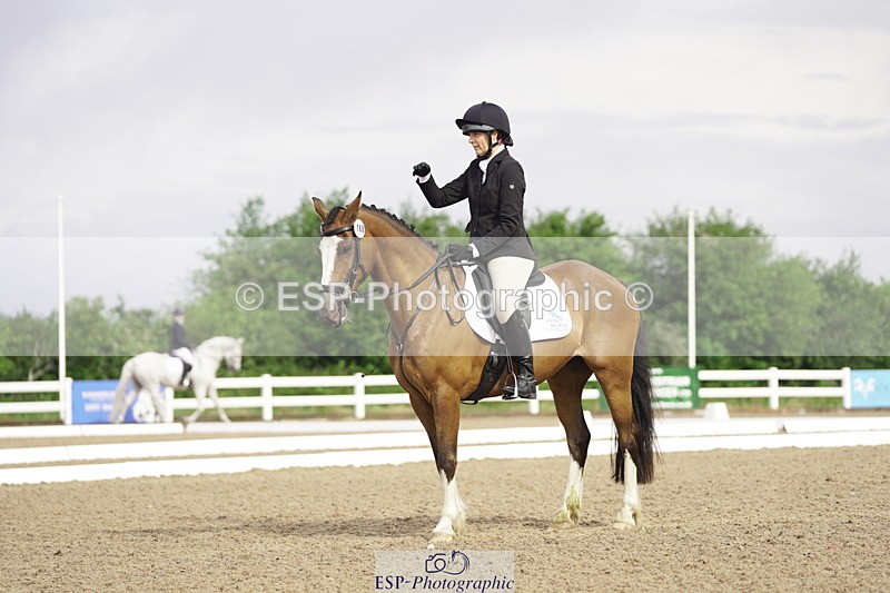 230708A-091142-00070 - Intro C