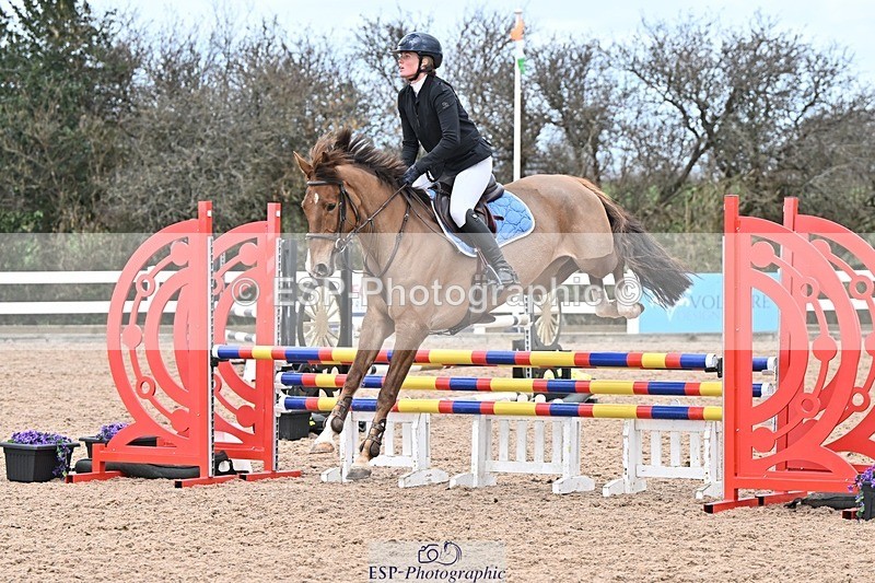 250328-110221-01364 - Cls 8 British Novice and 90cm