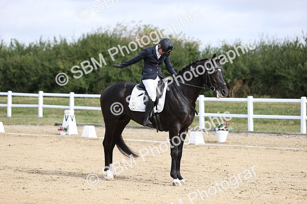 SBM_015438 - Class 14 - Novice 23 - 9.05-10.08