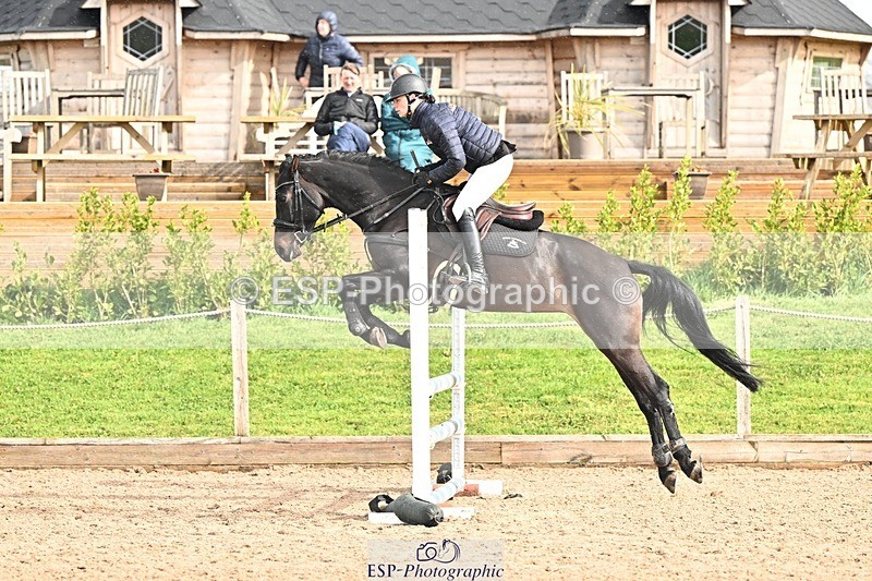 250416-095424-00146 - Cls 1 British Novice and 90cm