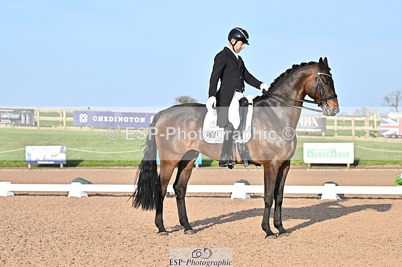 250404-181657-08593 - 159-Darren.Hicks-Tramontana.Tiger.Feet