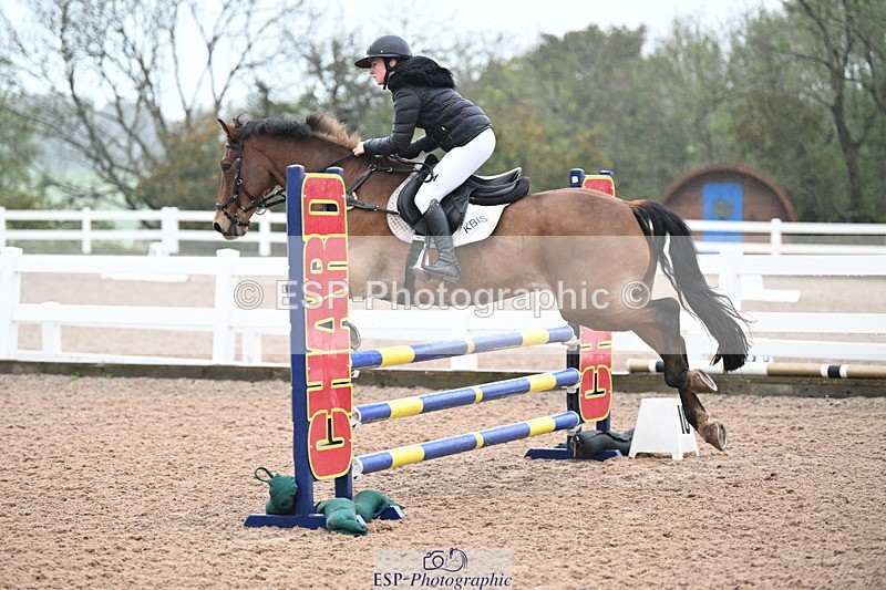 241023A-102108-00369 - Cls 0 Clear Round