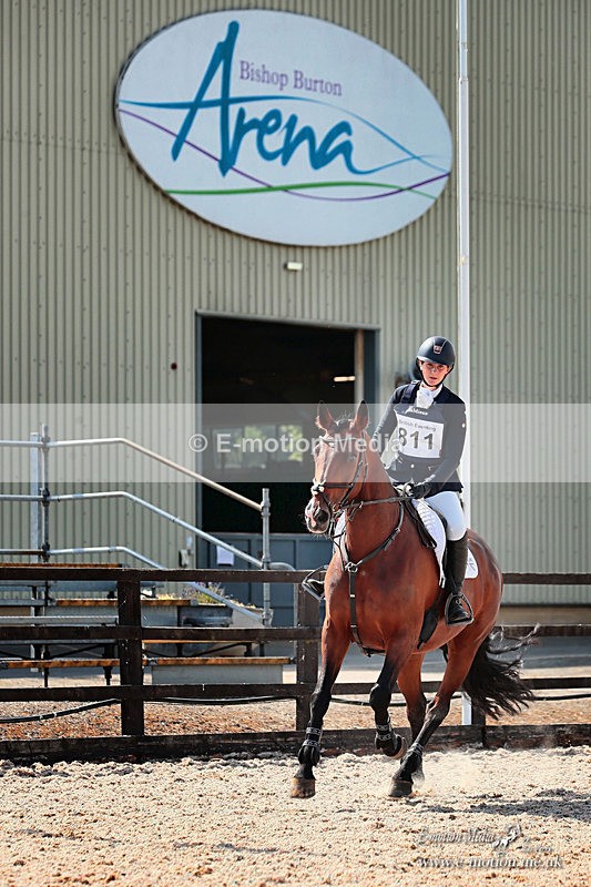 BESJ 020826 2305a - Equestrian