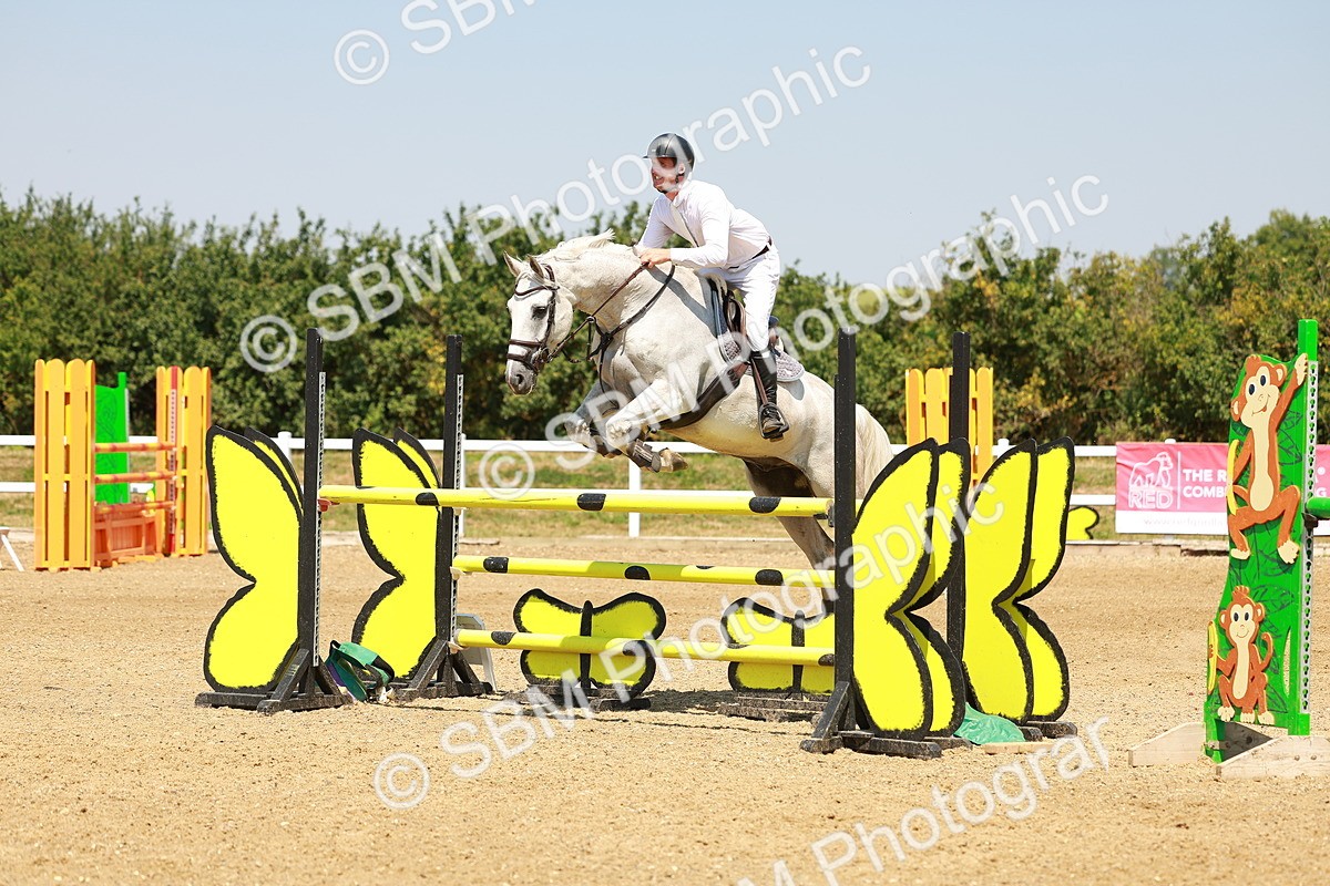 SBM_001939 - Class 5 - Senior Foxhunter - 1.20m
