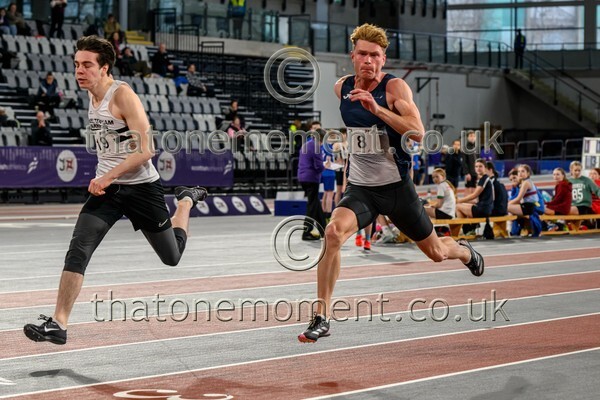 CombiMast25-913161 - Track Male Set One