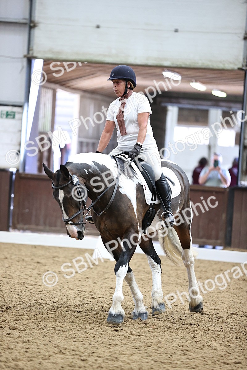 SBM_001951 - Novice 4 - 11.15-13.22