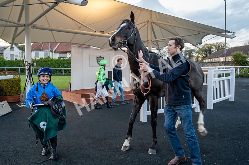 300424-Race 7-Highjacked-4402 - Race 7