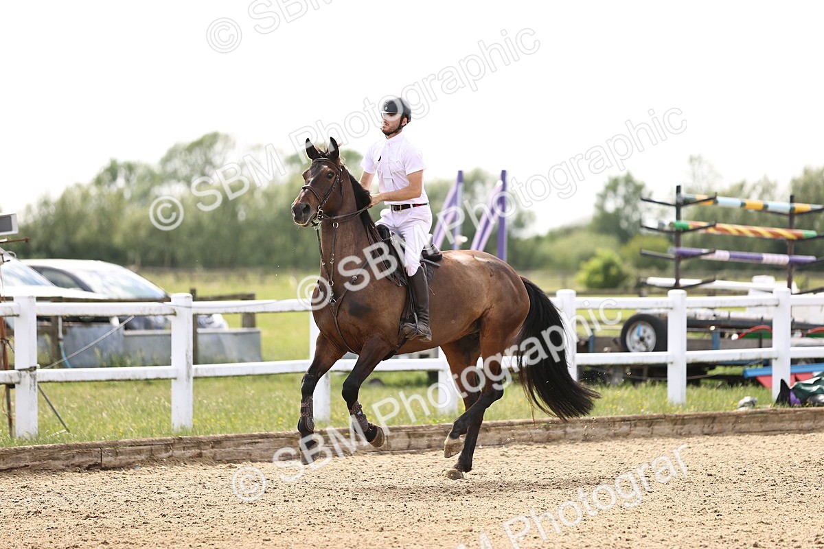 SBM_005154 - Class 12 - 1.15m Open (Members Cup)