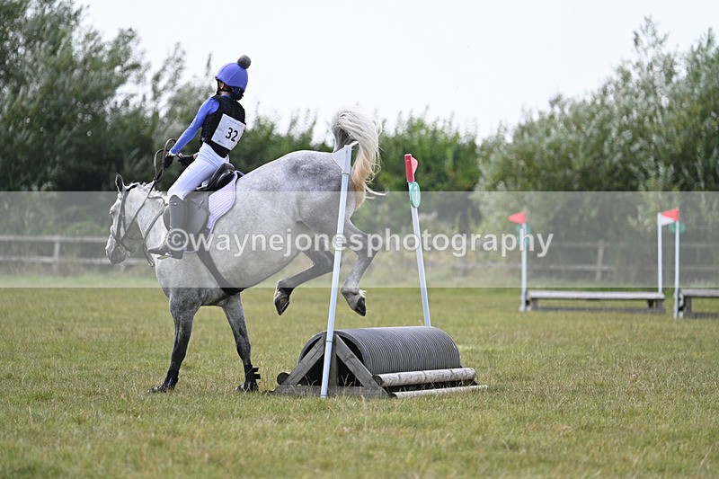 WJ7_7294 - 60cm XC Time 13:22 to 13:53