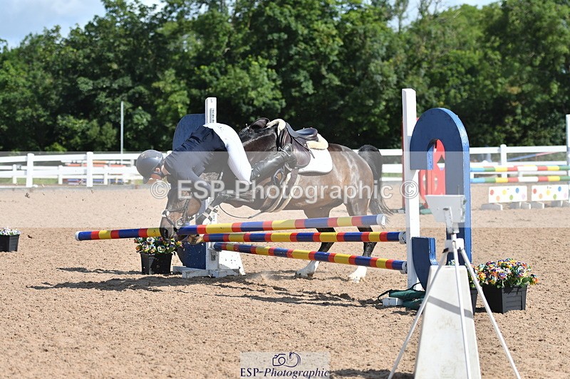 240727A-102518-03443 - Cls 20 Snr British Novice and 90cm Open