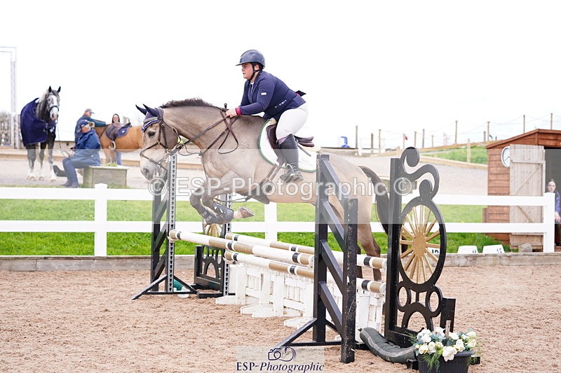 240506A-153838-09929 - Cls 21 Club 80cm