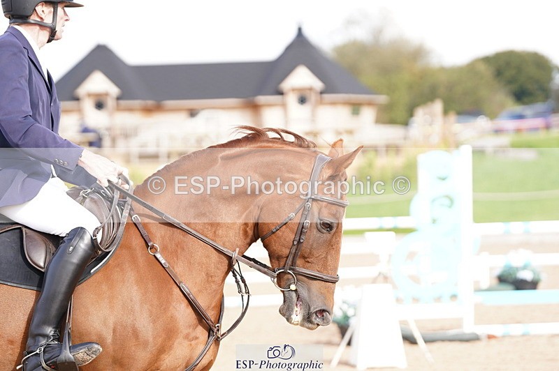 241004A-112320-00207 - Fri 02 Snr 1.05m Open