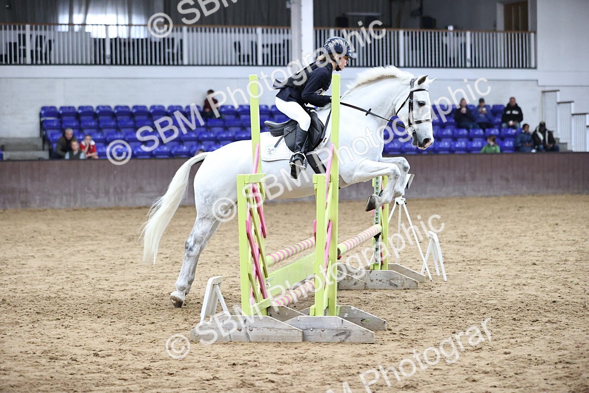 SBM_001541 - Class 5 - Henlow Veterinary Hospital 70cm