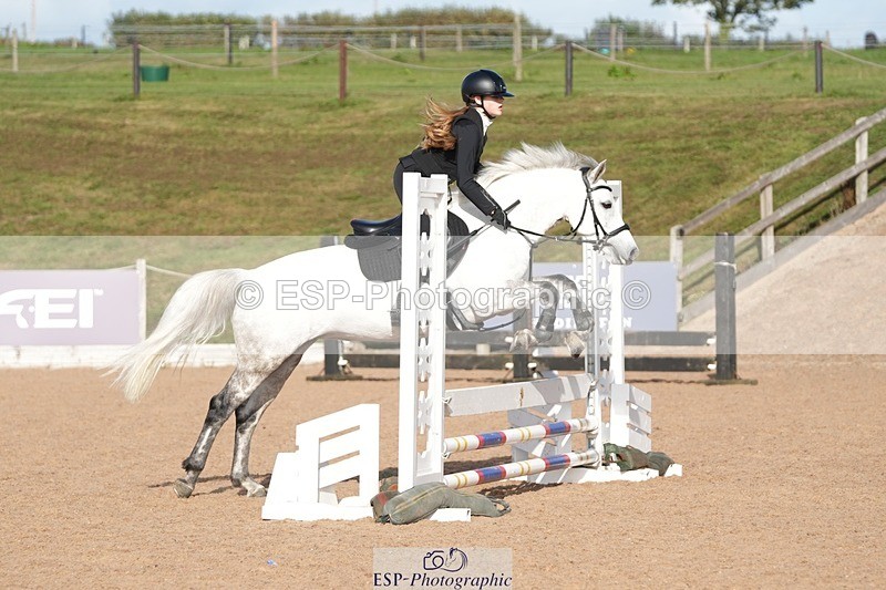 260926-161118-01379 - Cls 13 70cm Speed Derby