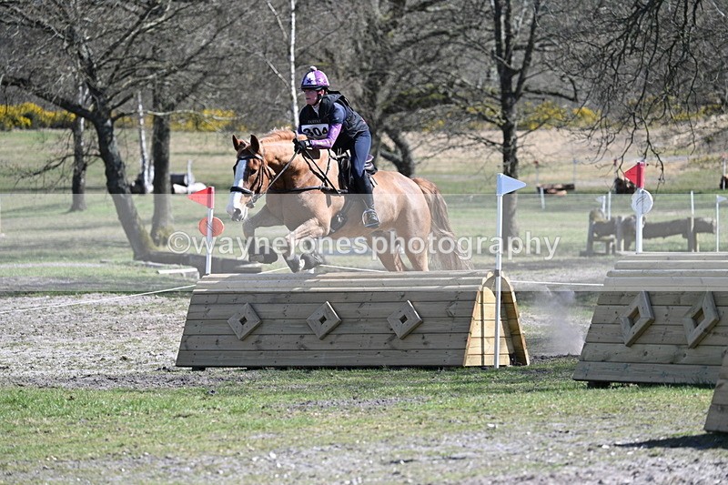 WJ7_0872 - XC Time 13:13 to 13:21