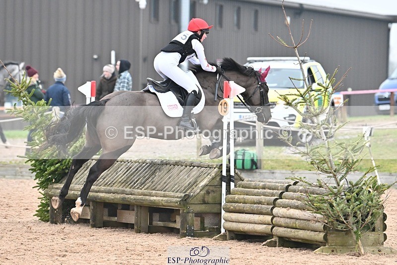 250118-140250-01405 - Cls 3A&B 90cm 13.20 to Coursewalk