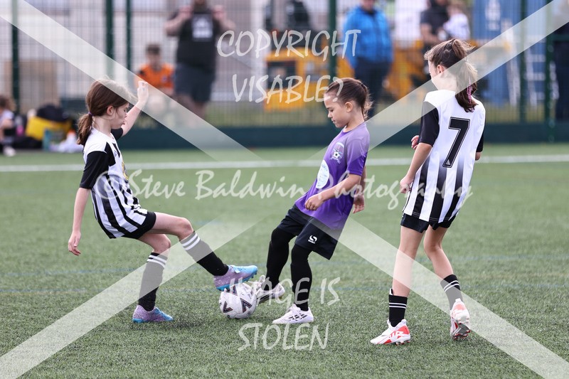 1DX30744 - Sat 13th U9 Girls