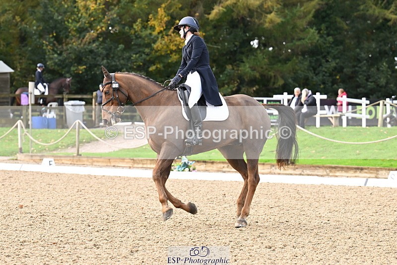 251023A-095318-01355 - B-124-Sophie.Lamb